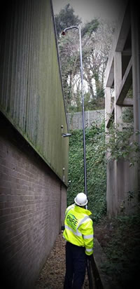 High reach gutter clearance